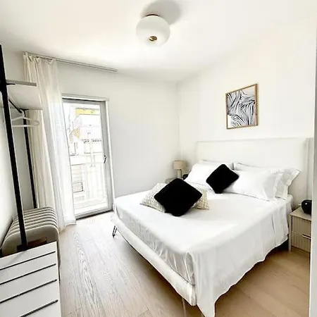 Aptments4 - Real Estate Solutions Apartment Olbia