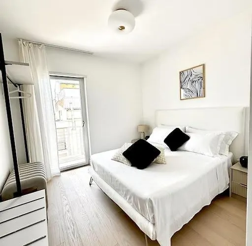 Aptments4 - Real Estate Solutions Apartment Olbia