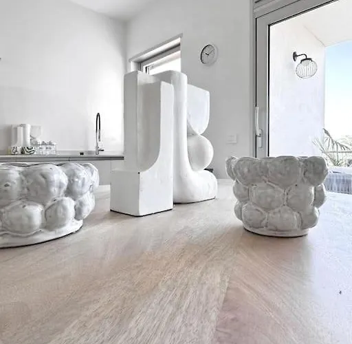 Aptments4 - Real Estate Solutions * Olbia