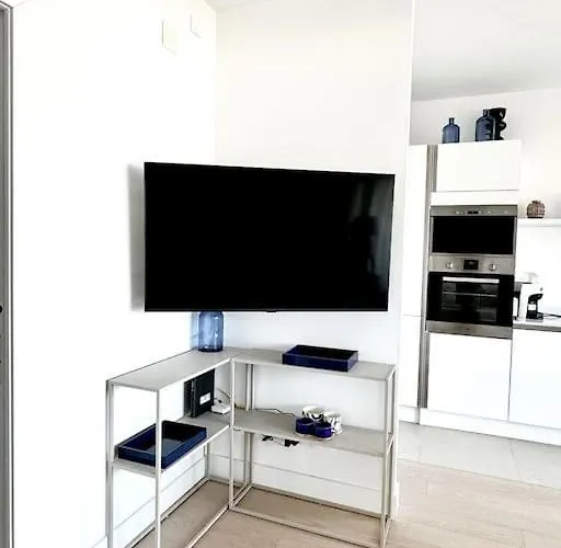 Aptments4 - Real Estate Solutions Apartment