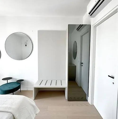 Aptments4 - Real Estate Solutions Apartment Olbia